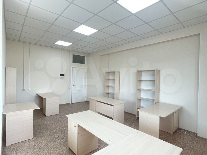 Меблированное офисное помещение, 30.5 м²