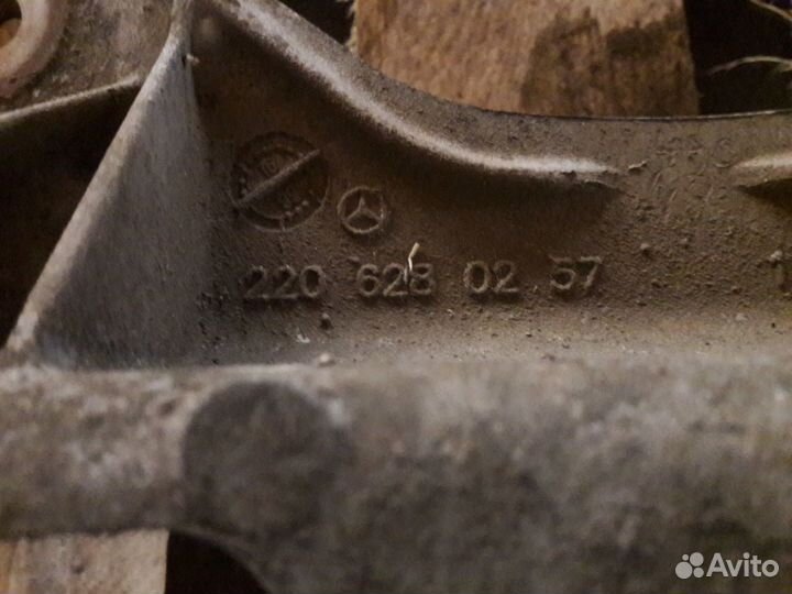 Подрамник передний Mercedes W220 A2206280257