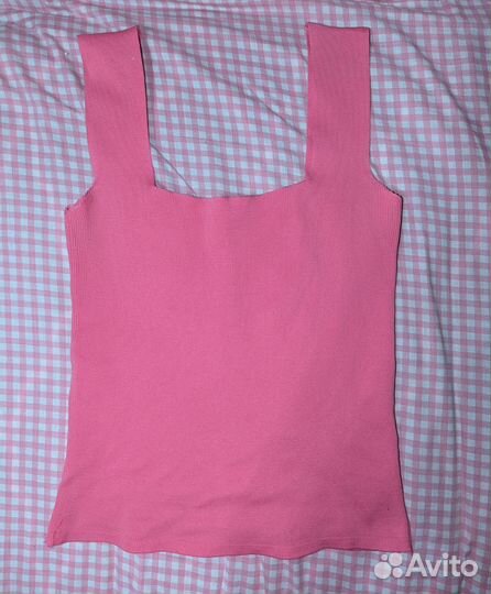 Розовый топ