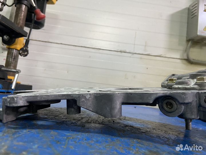 Насос масляный Lancer 9 4G63