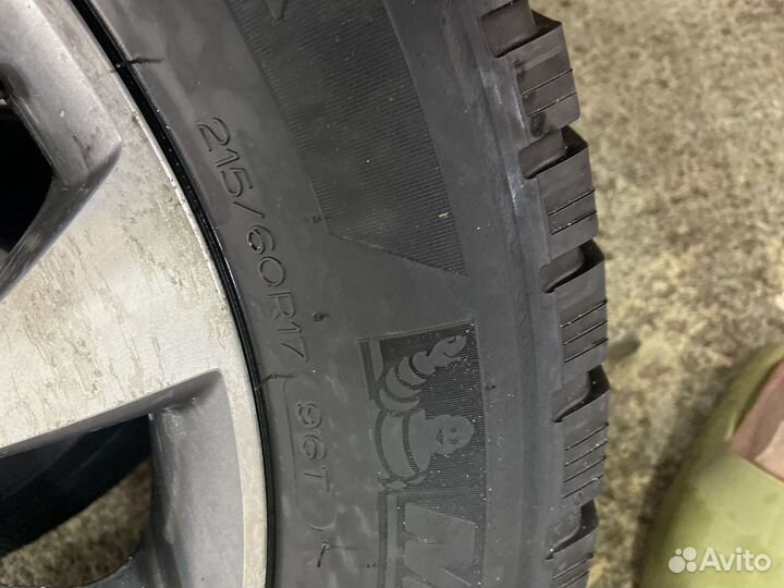 Колеса в сборе r17 зимние