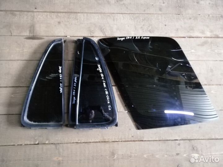 Honda CR-V 1996-2002 Стекло глухое