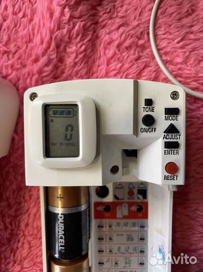 Диспенсер для аэрозольного освежителя воздуха Tork