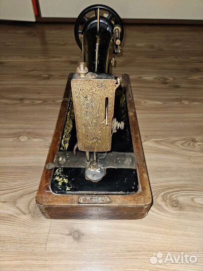 Швейная машинка зингер бу