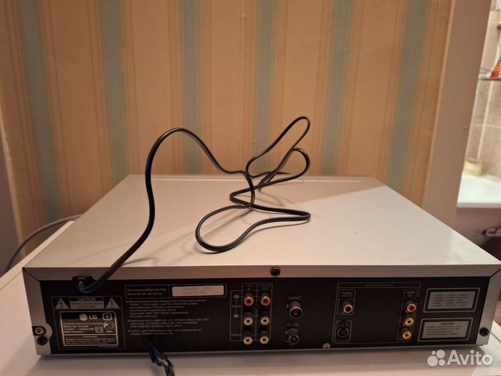 Видеомагнитофон