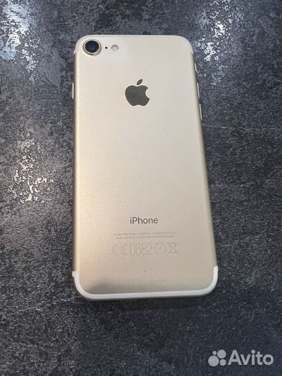 iPhone 7, 32 ГБ