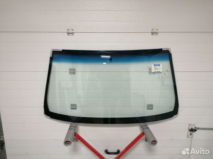 Лобовое стекло на Opel Frontera I