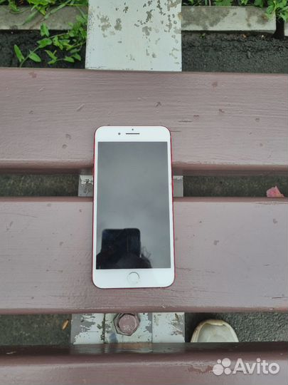 iPhone 7 plus product red