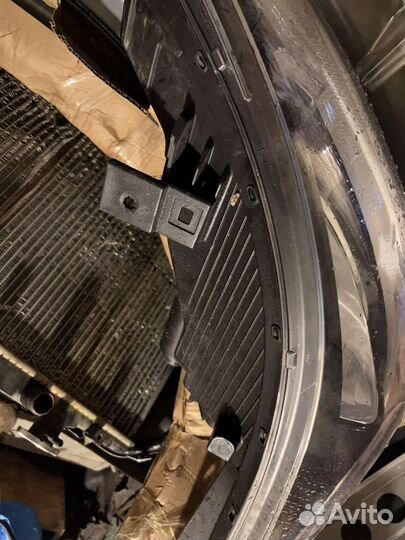 Фары Hyundai Solaris лев и правая