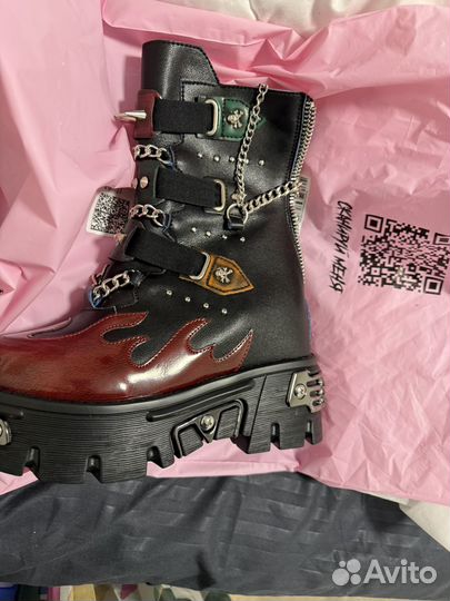 Ботинки женские