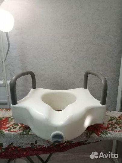 Накладка на унитаз после эндопротезирования