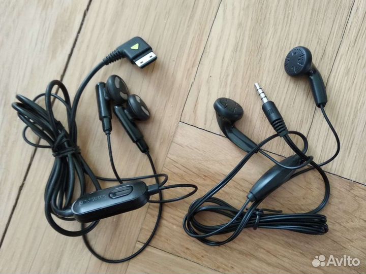 Проводные наушники samsung нов,зарядки