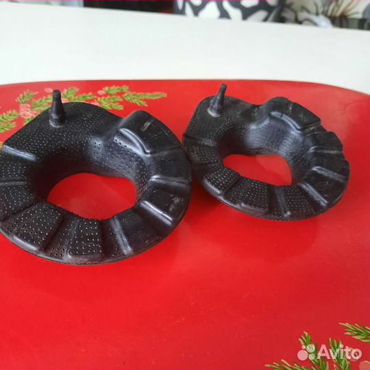 Прокладки пружины на Nissan X-Trail, комплект