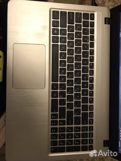 Ноутбук Asus R540M