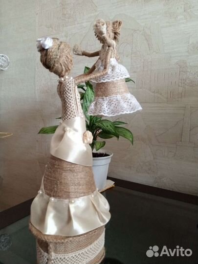 Куклы - шкатулки из джута