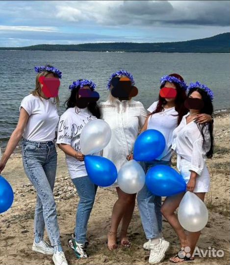 Венок из цветов на школьную ярморку