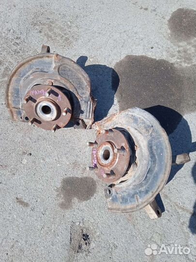 Поворотный кулак mitsubishi chariot grandis