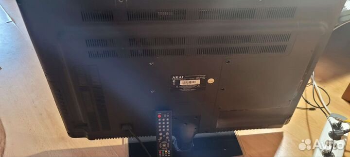 Телевизор akai LEA-32A08G