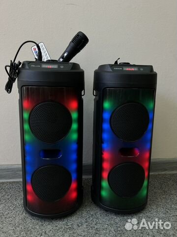 Колонка беспроводная музыкальная с микрофоном