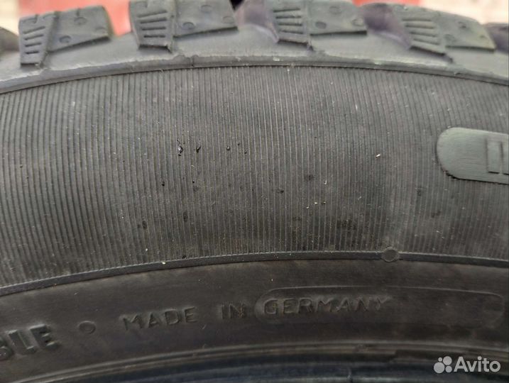 Continental ContiIceContact 215/55 R17