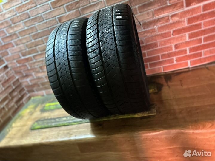 Pirelli Winter Sottozero 3 245/40 R19 98V