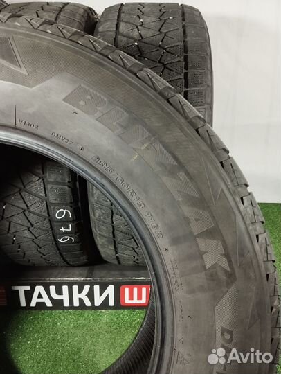 Bridgestone Blizzak DM-V2 285/60 R18