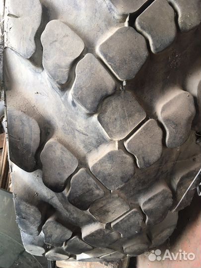 Продам резину на камаз вездеход