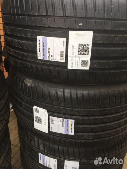 Michelin Pilot Sport 4 SUV 325/40 R22 114Y