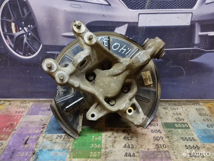 Кулак задний левый hyundai i40