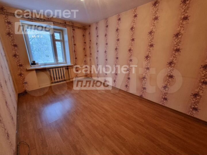 3-к. квартира, 64 м², 2/5 эт.