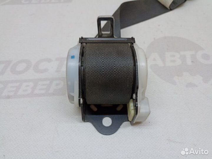 Ремень безопасности задний правый Nissan X-Trail