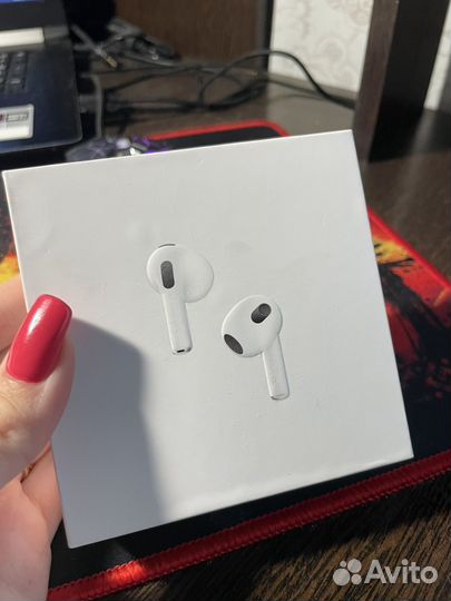 Беспроводные наушники apple airpods 3