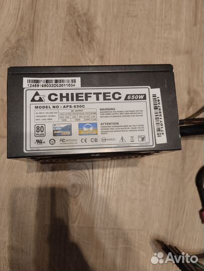 Блок питания Chieftec 650W