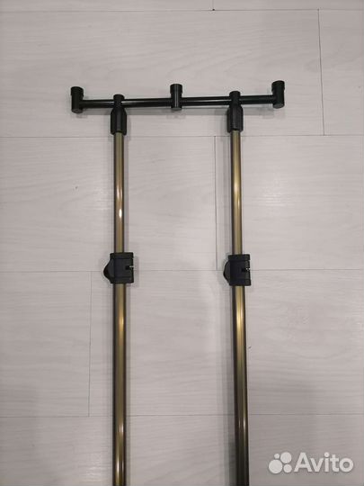 Подставка с конусной резбой под Удилища с Бузбаром