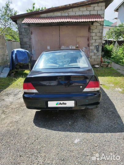 Mitsubishi Lancer, 2002