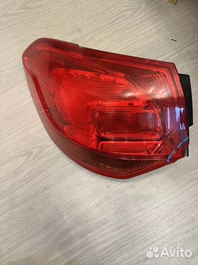 Задний фонарь opel astra j