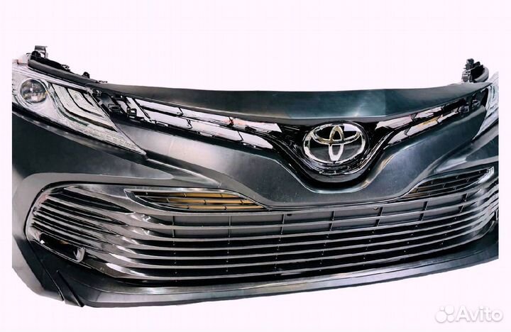 Бампер и фары Toyota Camry 70 R8549