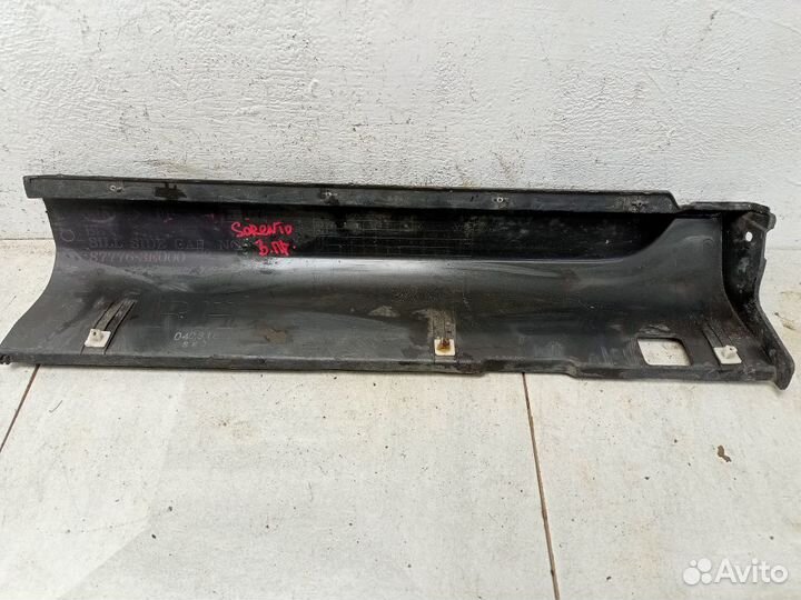 Накладка на правый порог