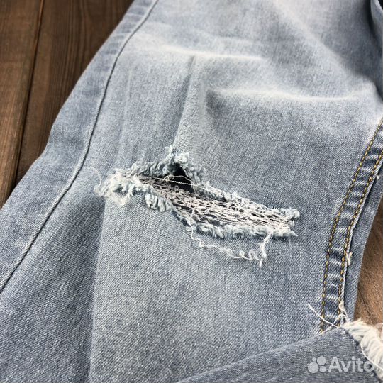 Джинсы рваные для девочки новые Италия