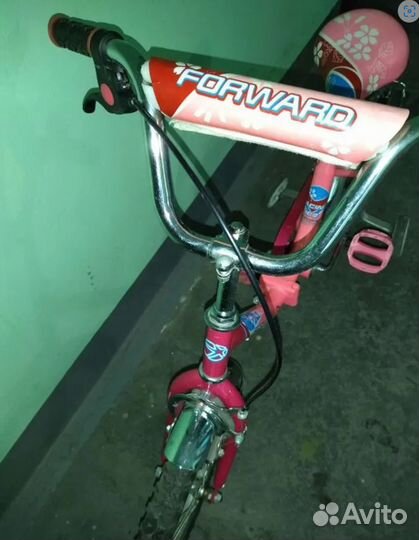 Продам красивый розовый велосипед + самокат в под