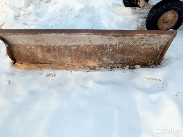 Продам лопату от дт 75