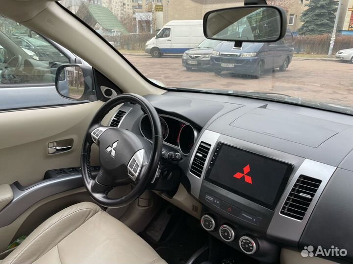 Магнитола Outlander XL 2005-2012 Андроид