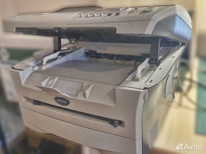 Лазерный принтер Бразер Brother DCP-7010R