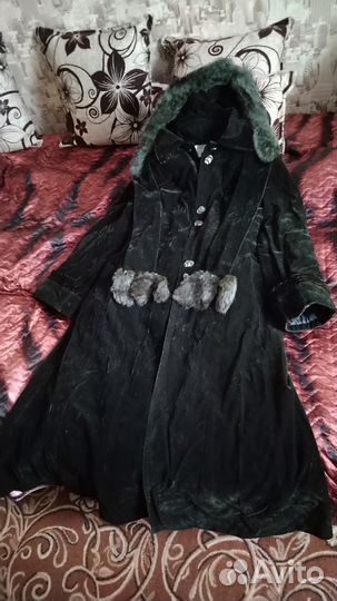 Пальто демисезонное