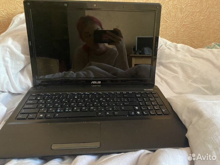 Ноутбук asus x52j