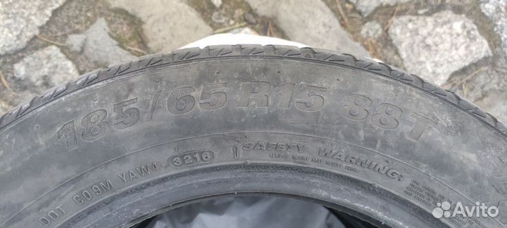 Kumho Ecsta 711 18.00/65 R15