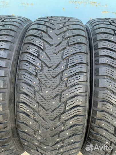 Nokian Tyres Hakkapeliitta 8 SUV 235/55 R19