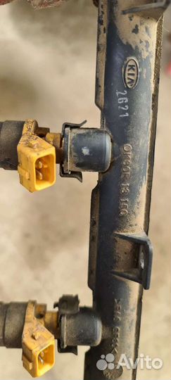 Топливная рампа форсунки kia rio 1 a5d