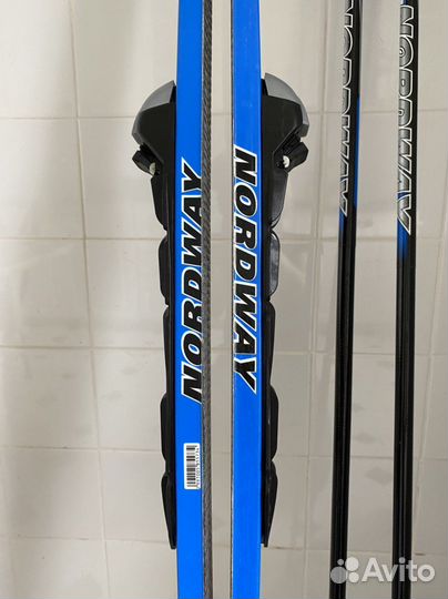 Беговые лыжи Nordway и палки к ним