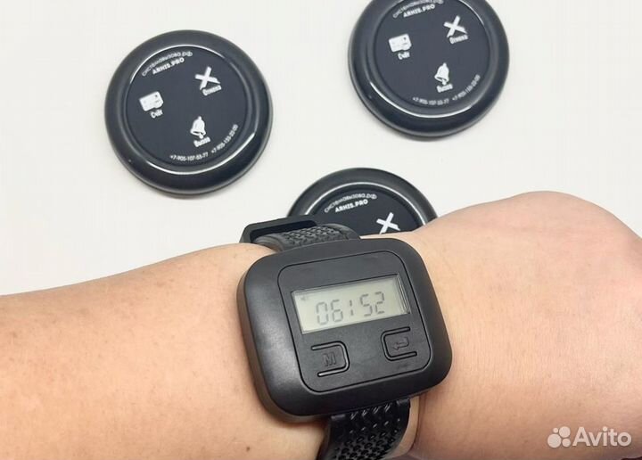 Кнопка вызова официанта Ультра черная и часы